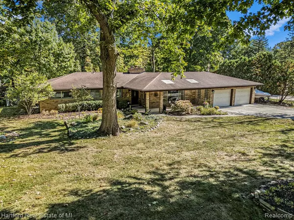 Farmington Hills, MI 48334,30480 Springland Street