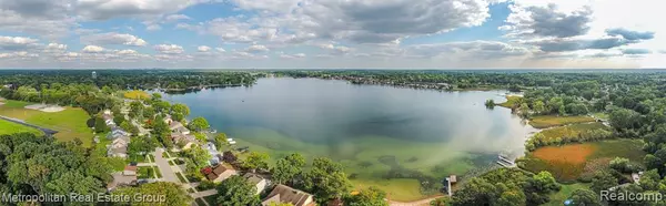 Waterford, MI 48329,3151 Loon Lake Shores Road