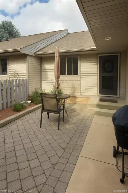 Fowlerville, MI 48836,159 Addison Circle