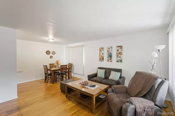 Clinton Twp, MI 48035,22948 E Schafer Street