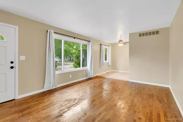Holly, MI 48442,744 Hartner Drive
