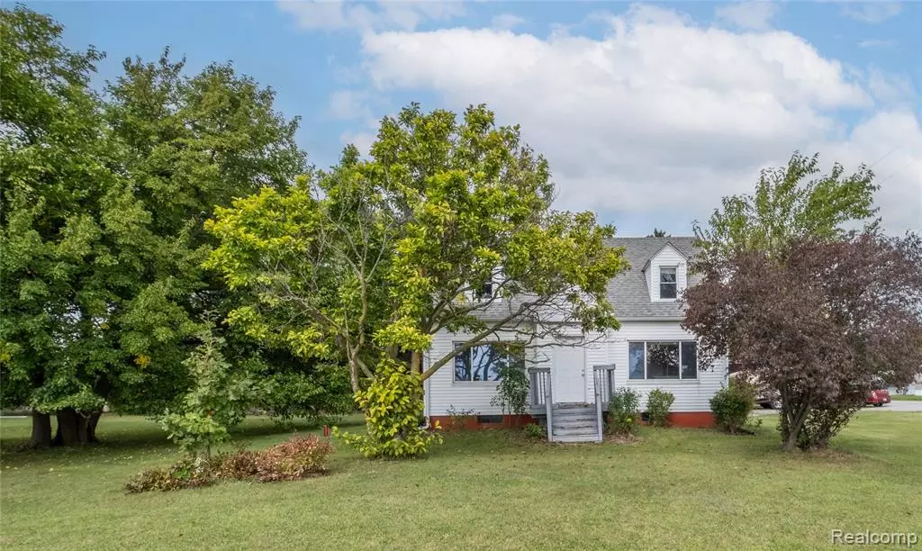 Saginaw, MI 48604,2028 Kochville Road