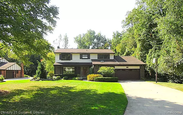 Farmington Hills, MI 48335,34621 Beechwood Street
