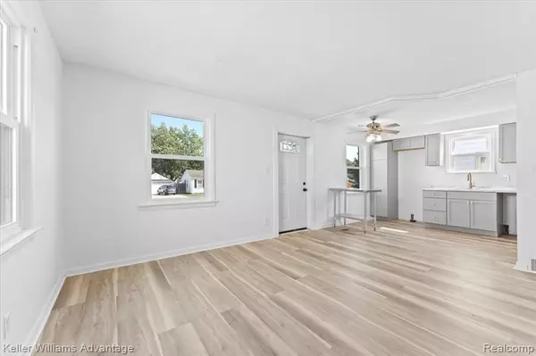 Southgate, MI 48195,13728 Agnes Street