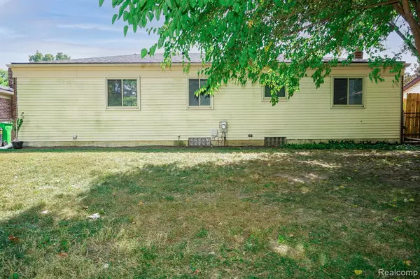 Roseville, MI 48066,16619 Waterman Drive