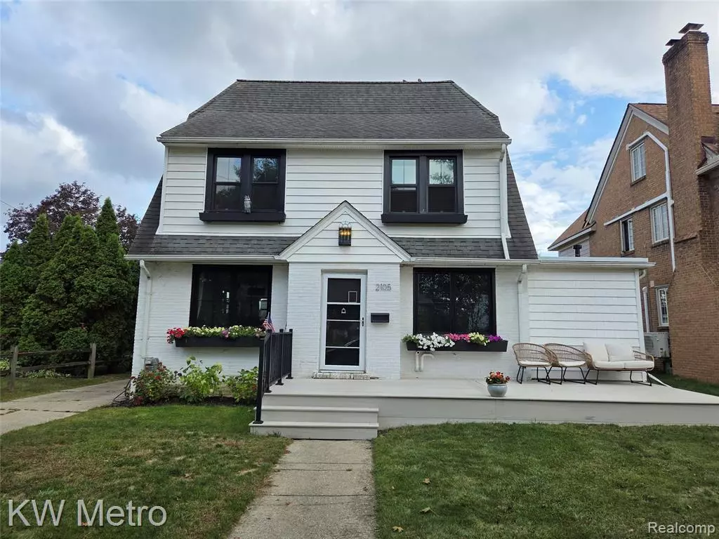 Royal Oak, MI 48073,2105 Northwood Boulevard