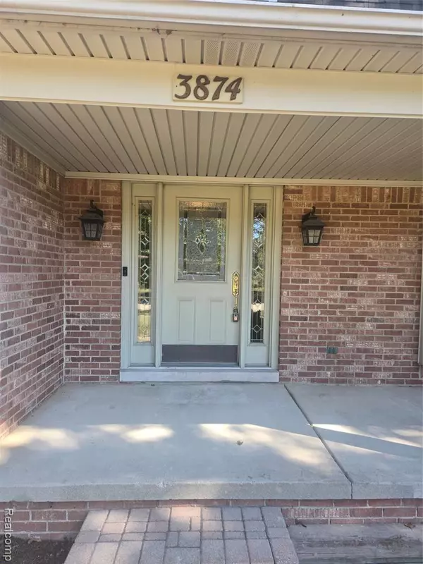 Troy, MI 48084,3874 Burkoff Drive