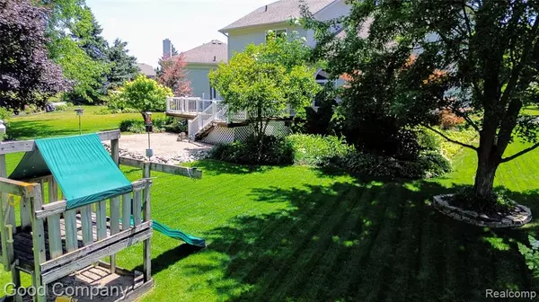 Rochester, MI 48306,4617 Covington Court