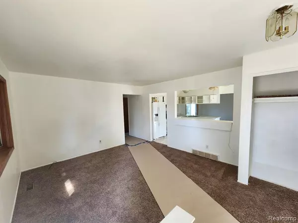 Sterling Heights, MI 48312,34185 Old Forge Court