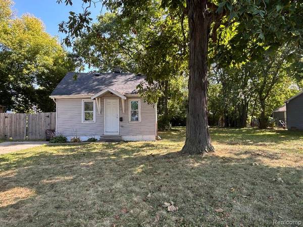 5939 Mayfair Street, Taylor, MI 48180