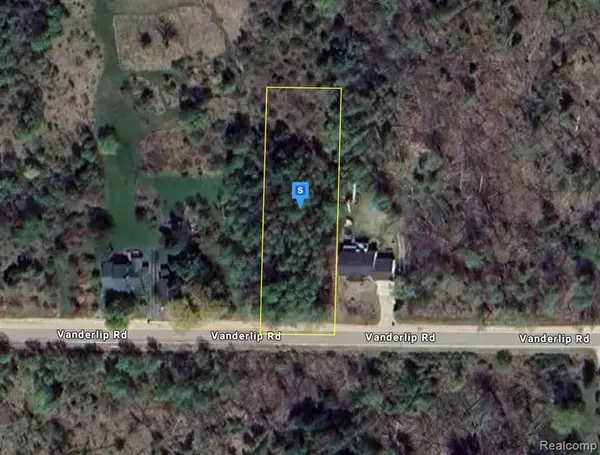 1601 Vanderlip Road, Traverse City, MI 49686