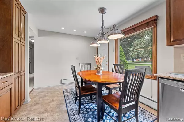 Troy, MI 48084,192 Kirk Lane Drive