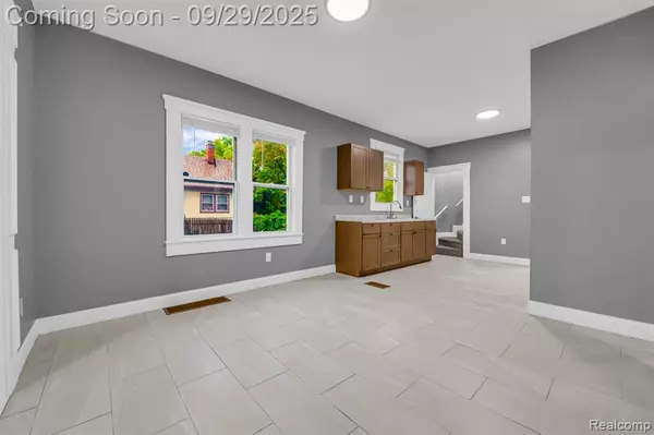 Detroit, MI 48210,6670 Majestic Street