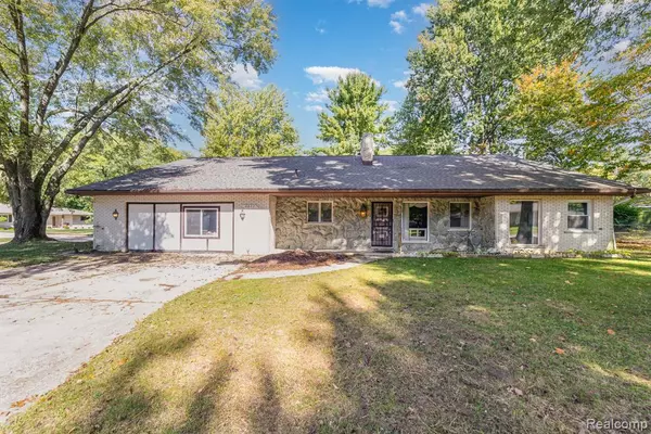 3977 Snowberry Road, Bridgeport, MI 48722