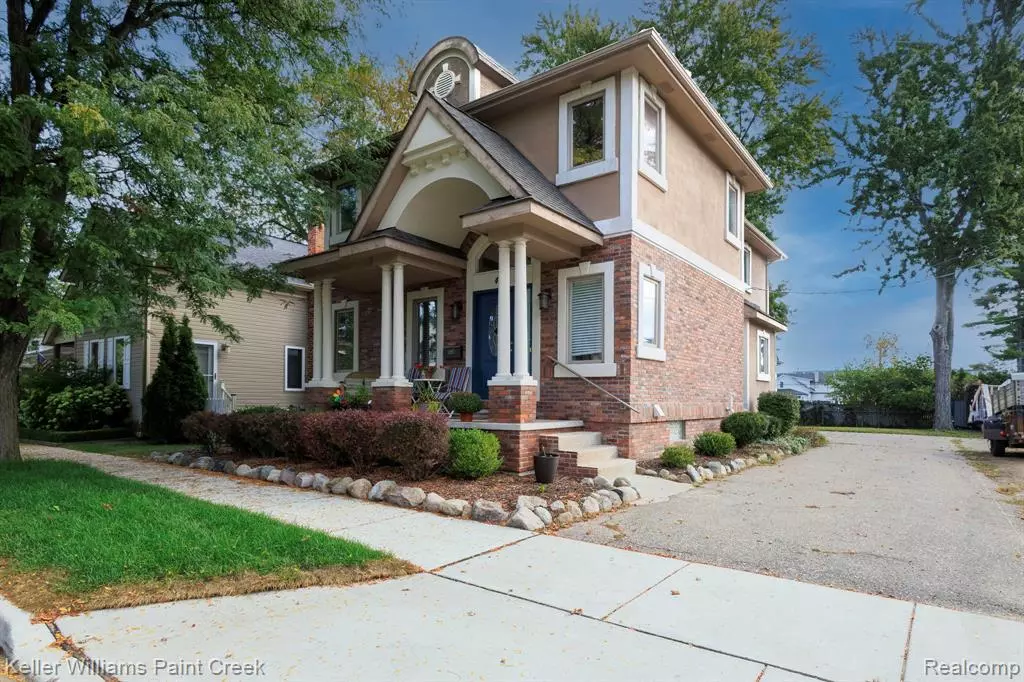 Rochester, MI 48307,418 Oak Street