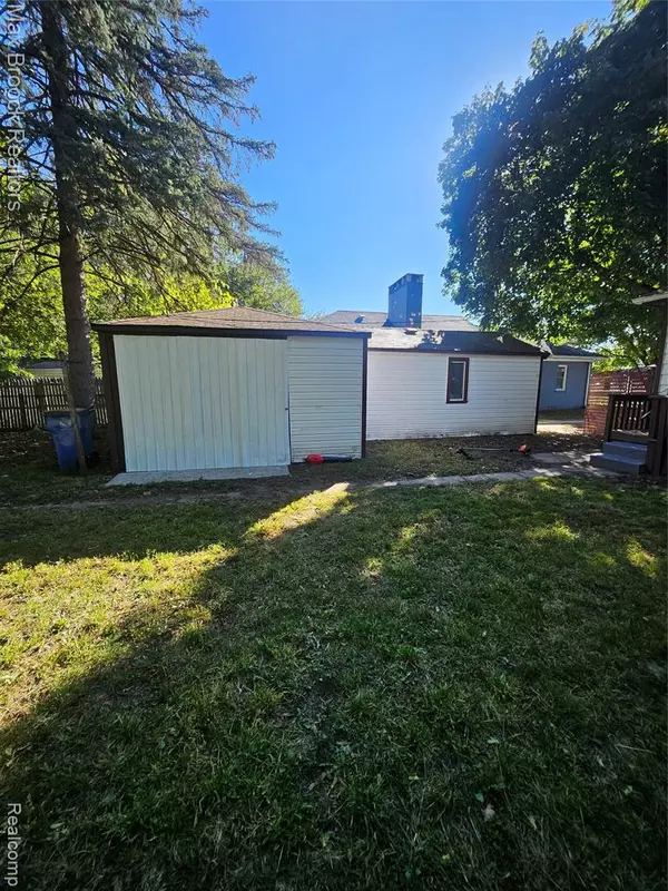 Dearborn Heights, MI 48125,25716 Notre Dame Street