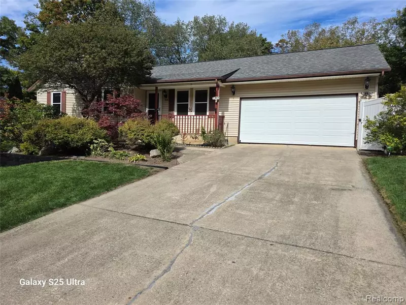 7098 Saint Charles Place, Kalamazoo, MI 49009