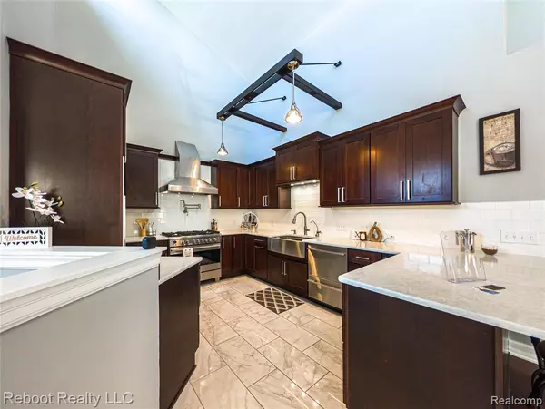 Clarkston, MI,5322 Clintonville Road