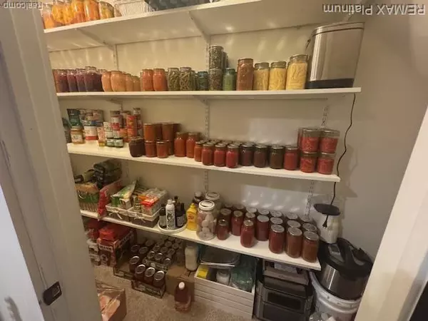 Howell, MI 48855,1754 Richards Road