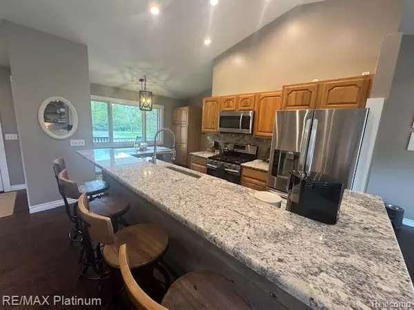 Howell, MI 48855,1754 Richards Road