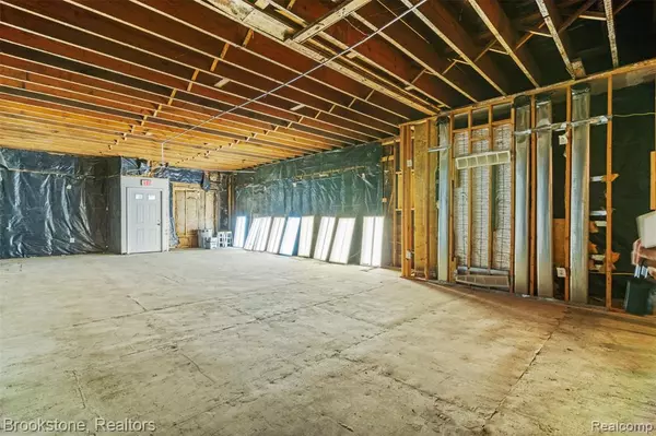 Pontiac, MI 48342,161 Pingree Avenue