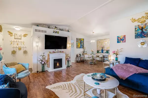 Grand Blanc, MI 48439,9343 Parkview Circle