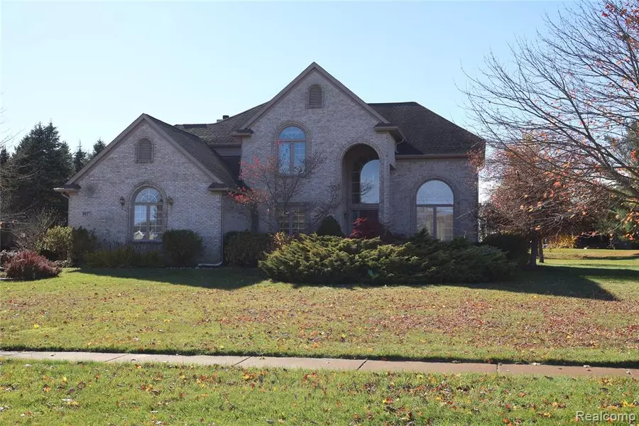 9937 King Road, Davisburg, MI 48350