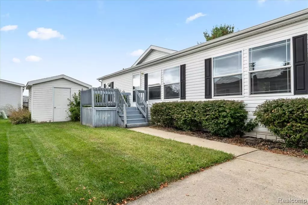 Howell, MI 48843,4477 Single Tree Drive
