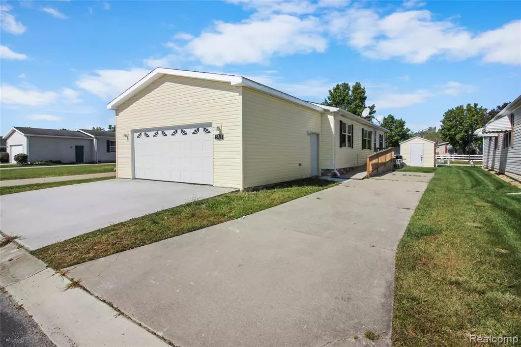 Carleton, MI 48117,3713 Watermill Lane