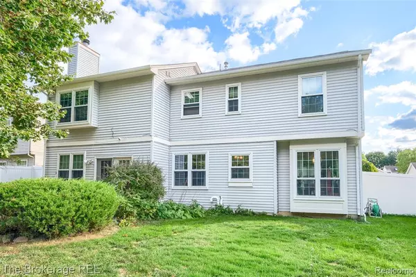 Fenton, MI 48430,765 3rd Street