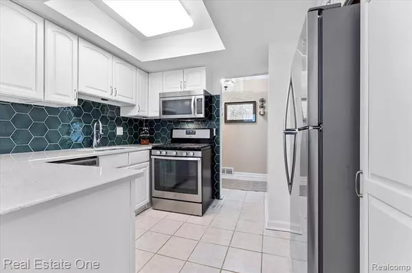 Riverview, MI 48193,13814 Heritage Street