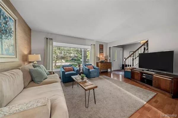 Troy, MI 48085,2698 Willard Drive