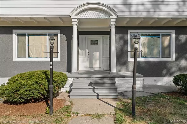 Highland Park, MI 48203,93 Massachusetts Street