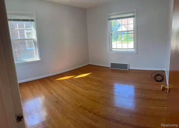 Dearborn, MI 48124,2645 Willow Street