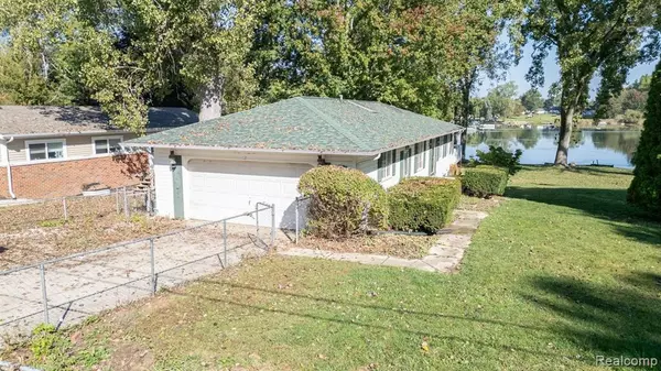 Linden, MI 48451,6324 Restwood