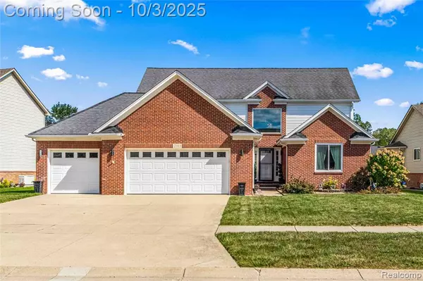23313 Crescent Ridge Drive, New Boston, MI 48164