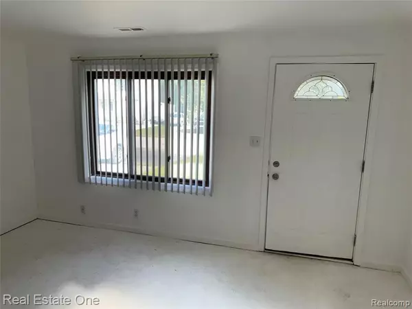 Commerce Twp, MI 48382,167 Osborne Street