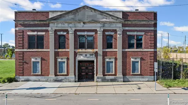 11235 Kercheval Street, Detroit, MI 48214