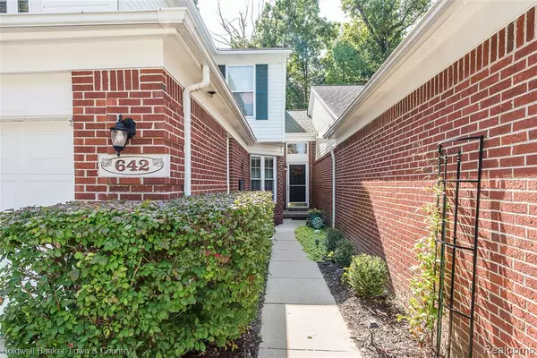 Wixom, MI 48393,642 Chestnut Drive