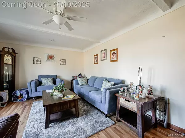 Eastpointe, MI 48021,24860 Saxony Avenue