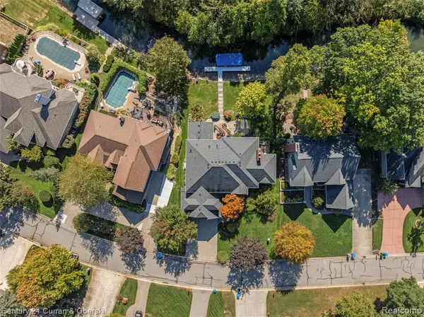 Commerce Twp, MI 48382,1555 Wandrei Court
