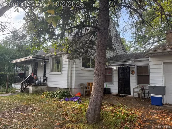 26532 Powers Avenue, Dearborn Heights, MI 48125
