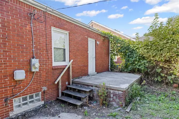 Detroit, MI 48228,7280 Rosemont Avenue