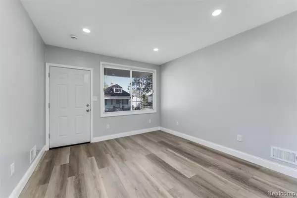 Detroit, MI 48234,18057 Albany Street