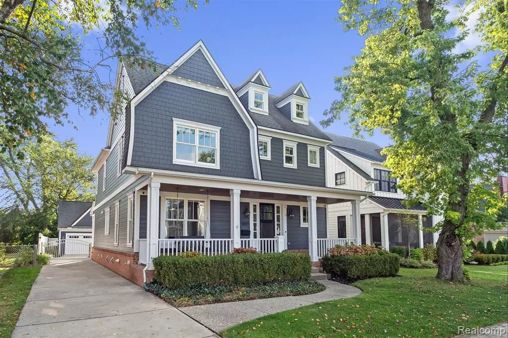 Birmingham, MI 48009,1485 CEDAR Drive