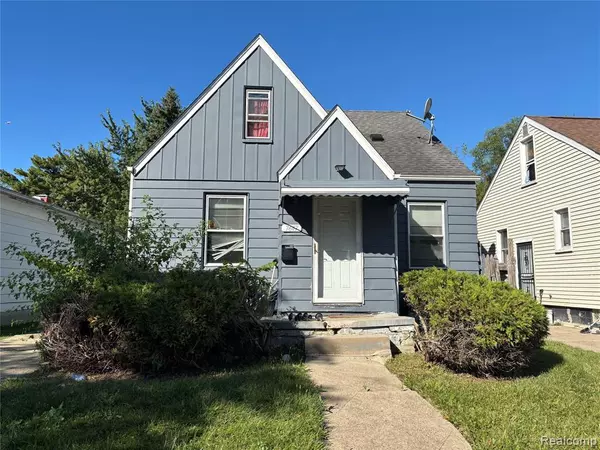 7647 Greenview Avenue, Detroit, MI 48228