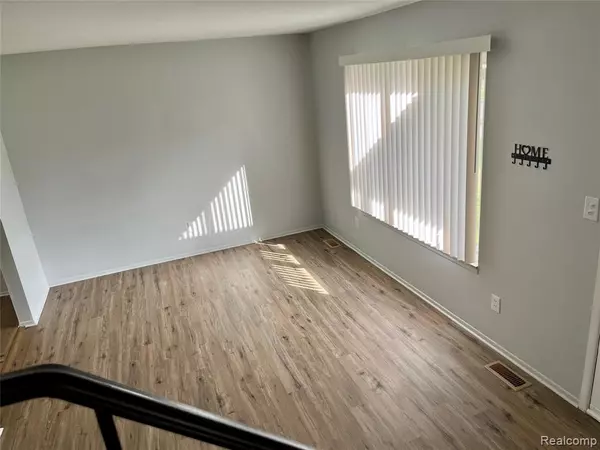 Canton, MI 48187,6626 Ardsley Court