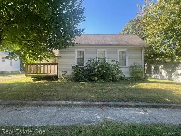 Mayville Vlg, MI 48744,6010 Fox Street