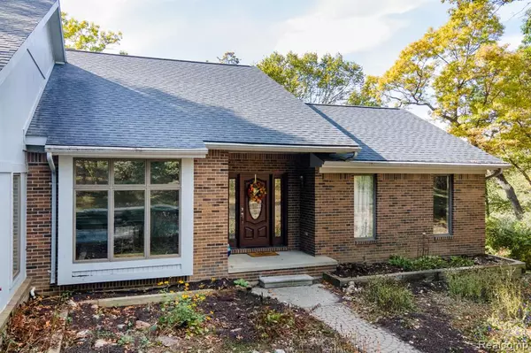 Rochester, MI 48306,5550 N Rochester Road