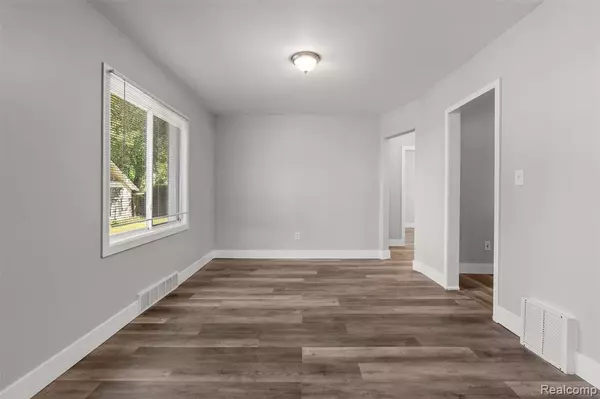 Detroit, MI 48238,12666 Cloverlawn Avenue